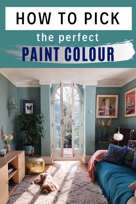 How to pick the perfect paint shade and get it right first time. DIY and decorating advice. How to choose the right paint colour. Blue living room painted in Dix Blue by Farrow & Ball. Farrow And Ball Dix Blue Living Rooms, Dix Blue Living Room, Blue Paint Living Room, Dix Blue, Perfect Paint Color, Decorating Advice, Cute Dorm Rooms, Paint Colour, Paint Brands