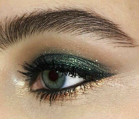 Maquillage On Fleek, Smink Inspiration, Makijaż Smokey Eye, Makeup Eye Looks, Eye Mascara, Eye Makeup Art, Kiss Makeup, Makeup Pictures, Makeup Designs