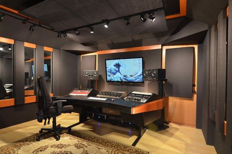 g Bedroom Recording Studio, Home Music Studio Design, Studio Room Design, Home Studio Design, Music Studio Decor, Home Recording Studio Setup, Home Studio Ideas, Home Music Rooms, Recording Studio Design