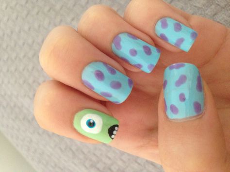 Hayley!! can you do this!!!??? - YES I CAN MIKAYLA! Monster Inc Nails, Disney Nail Art, Monster Nails, Disney Nail Designs, Disney Acrylic Nails, Disney Nail, Kutek Disney, Nail Art Disney, Pretty Nail Art Designs