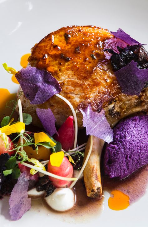 This stunning pork chop recipe from Robert Ortiz is perfect for a barbecue and offers an unusual spin on a much loved combination, with marinated pork chop, vibrant red cabbage and juicy California prunes. Pork Chops Plating, Pork Chop Fine Dining, Pork Chop Plating, Robert Ortiz, Spring Dinners, Prune Recipes, Pork Chop Marinade, Barbecue Recipe, Red Cabbage Recipes