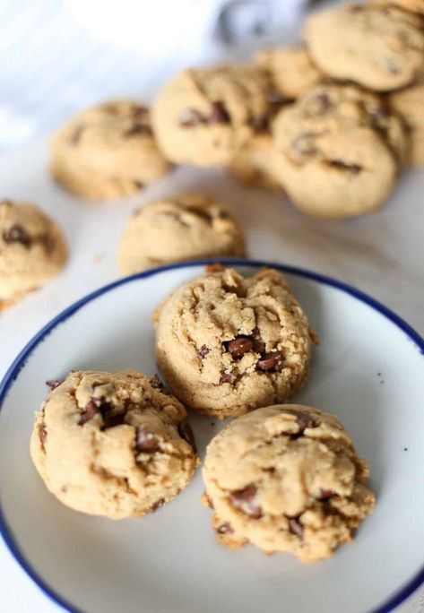 Whole Wheat Chocolate Chip Cookies, Wheat Chocolate Chip Cookies, Whole Wheat Cookies, Oreo Fluff, Cream Cheese Sugar Cookies, Honey Mustard Dipping Sauce, Frozen Cookie Dough, Cookie Recipes Homemade, Coffee Cookies