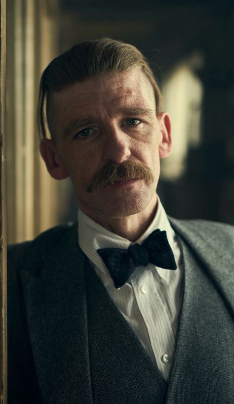 Dark Characters, Arthur Shelby, Peaky Blinders Series, Peaky Blinders Characters, Create Your Character, Tommy Shelby, Fictional Men, Thomas Shelby, Peaky Blinders