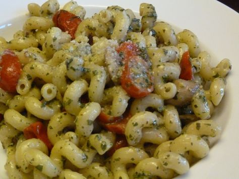 Pesto Cavatappi!  I usually skip the cream & wine  bdb tried & approved! 2 thumbs up :) Pesto Cavatappi Recipe, Pesto Cavatappi, Noodles And Company, Skillet Dishes, Copycat Recipe, Restaurant Recipes, Copycat Recipes, Main Dish Recipes, Om Nom