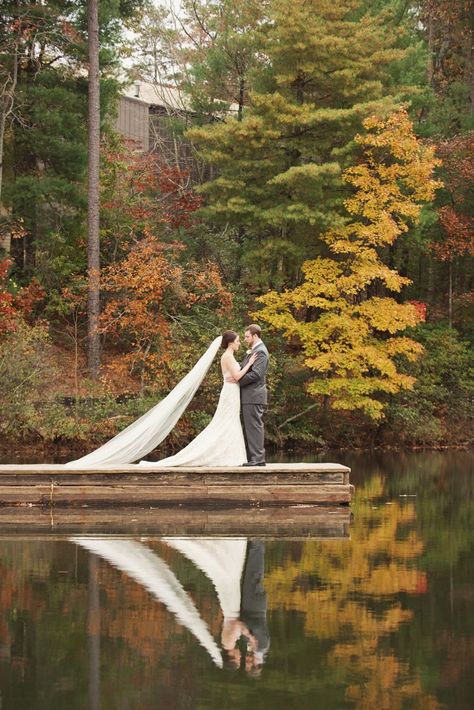 The reflection! River Wedding Photos, Canoe Wedding, Dock Wedding, Lake Wedding Photos, Alaskan Wedding, Fiesta Wedding, Water Reflection, Beautiful Beach Wedding, Wedding Unique