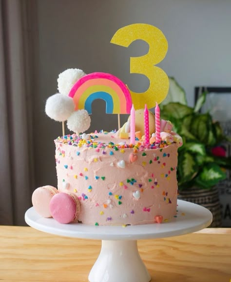 Rainbow First Birthday, Rainbow Birthday Cake, 4th Birthday Cakes, Simple Birthday Decorations, 3rd Birthday Cakes, 2 Birthday Cake, Diy Cake Topper, Girl Birthday Themes, Oh Yes