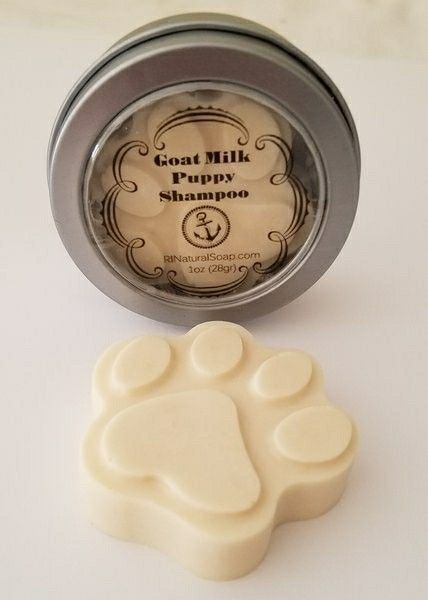 Goat Milk Dog Shampoo Bar. Organic Pet Products at Rinaturalsoap.com a portion of proceeds from sales of all organic pet products is donated to WAGS Animal Rescue. TO learn more about WAGS Waiting Animals, visit wagswaitinganimals.com Dog Treat Booth Display Ideas, Pet Items, Pet Products, Hotel Pet, Dog Shampoo Bar, Dog Soap, Pet Grooming Salon, Spoiled Pets, Dog Spa