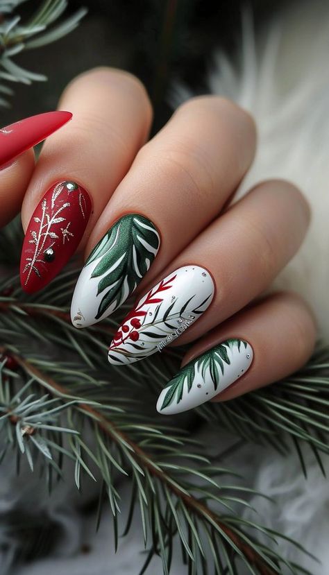 Fancy Christmas Nail Designs, Classy Nail Art Ideas, Theme Board, Festive Nail Designs, Heart Nail Designs, Sassy Nails, Nail Designs Tutorial, Cute Christmas Nails, Christmas Gel Nails