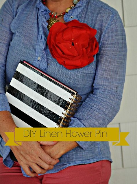 This DIY Linen Flower Tutorial is easy to follow and takes less than an hour.  Emerson Fry is no longer making their linen flowers so this is an easy to make alternative, with step by step photos and instructions.  via lifeingrace Life In Grace, Linen Flower, Material Flowers, Fabric Flowers Diy, Fabric Projects, Crafty Diy, Flower Pins, Flower Tutorial, Diy Fabric