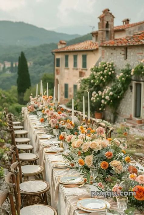 Wedding Dress Fairytale, Fairytale Wedding Dress, French Country Wedding, Wedding Dress Romantic, Tuscany Style, Wedding Dresses Ideas, Romantic Wedding Dress, Vintage Photo Booths, Unique Wedding Dresses