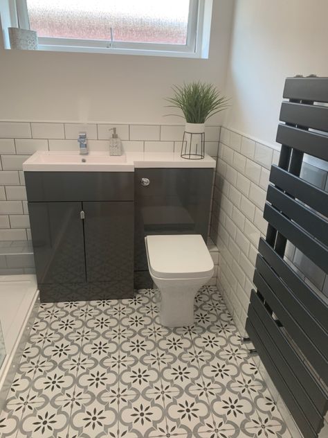 Small Shower Room With Toilet And Sink, Small Ensuite Shower Room Tiles, Small Family Bathroom Ideas Uk, Small Bathroom Grey, Bathroom Grey And White, Downstairs Toilet Patterned Floor Tiles, Beautiful Bungalows, Cloakroom Toilet And Sink Unit, Cloakroom Ideas