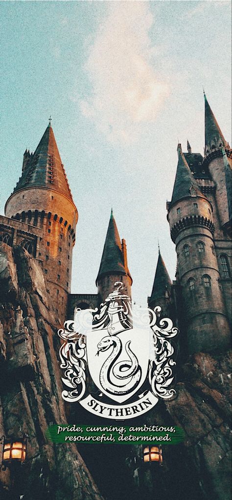 #hogwarts #harrypotterwallpaper #slytherin #values #magic #wizardingworldofharrypotter Hogwarts Iphone Wallpaper, Hogwarts Wallpaper Iphone, Slytherin Wallpaper Lockscreen, Slytherin Wallpaper, Harry Potter Wallpaper, Wizarding World Of Harry Potter, Draco Malfoy, Lock Screen Wallpaper, Hogwarts