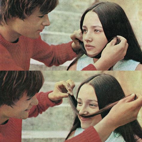 “The two very young actors in a moment of almost childish carefreeness, Leonardo, with Olivia’s jungle of hair, in the large photo above, is sporting a pair of long moustaches. Then, as you can see in the two photos below, he continues to joke with the pretty Olivia’s hair: this time the fake mustache are her turn, and she laughs in amusement.“ - Olivia and Leonard featured in Oggi magazine while filming “Romeo and Juliet” in Pienza, Italy 1967 🇮🇹🍋💃🏻 . . . #romeoandjuliet #oliviahussey #olivi... Olivia Hussey And Leonard, Film Romeo And Juliet, Zeffirelli Romeo And Juliet, Tinder Bio, Juliet Capulet, Leonard Whiting, Fake Mustaches, Olivia Hussey, Romeo Y Julieta