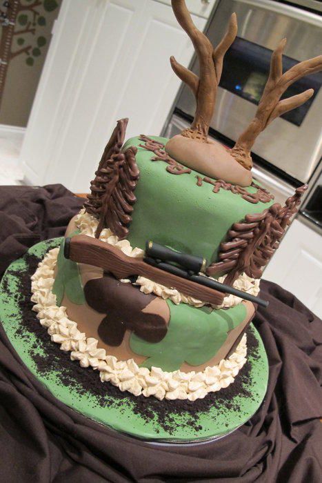 Hunting Birthday Cakes, Hunting Cake, Deer Cakes, Hunting Birthday, Hunting Party, Cake Decorating Kits, Creative Cake Decorating, Deer Hunter, Fish Cake