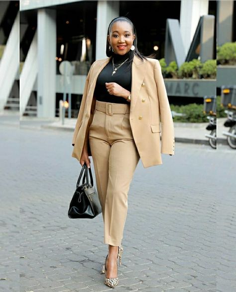 Official Outfits For Ladies, Official Outfits, Outfit Tutorial, Ladies Trouser Suits, Trendy Work Outfit, Corporate Women, Church Attire, Corporate Chic, Classy Suits