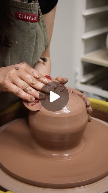 Twisted Clay on Instagram: "This closed form lidded pot is up there with one of my favorite pots to make. Once the top is closed, you can press down on the piece with a rib to make a relatively flat top. This is possible because the air inside is supporting the pot. Because there is trapped air, it is also much easier to move to the board without messing up the piece. The one thing you have to remember is not to get too fussy with the slip that gathers where the flange is formed. It is best to leave this to trimming as it can make matters worse if you try and remove it when it is too soft." Pottery Closed Form, Ceramic Pots With Lids, Closed Form Pottery, Pottery Lids, Lidded Pottery, Pottery Throwing, How To Make Ceramic, Ceramic Containers, Clay Inspo