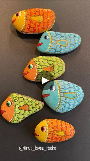 Fish Painted On Rocks, Painted Fish Rocks, Rock Painting Fish, Fish Rocks, Herbert Hoover, Rock Painting Tutorial, Rock Artists, Paint Rock, Rock Painting Designs