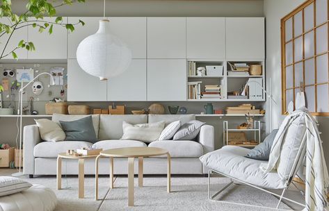 Ikea Living Room Storage, Ikea Living Room Furniture, Ikea Living, Små Rum Lidt Plads, Furnitur Ruang Keluarga, Room Minimalist, Ikea Living Room, Ideas Para Organizar, Minimalist Furniture