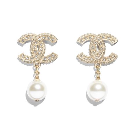 Chanel Pearl Earrings, Earrings Chanel, Crystal Pearl Earrings, Chanel Pearls, Chanel Earrings, Chanel Accessories, Chanel Jewelry, Crystal Brooch, Earrings In Gold