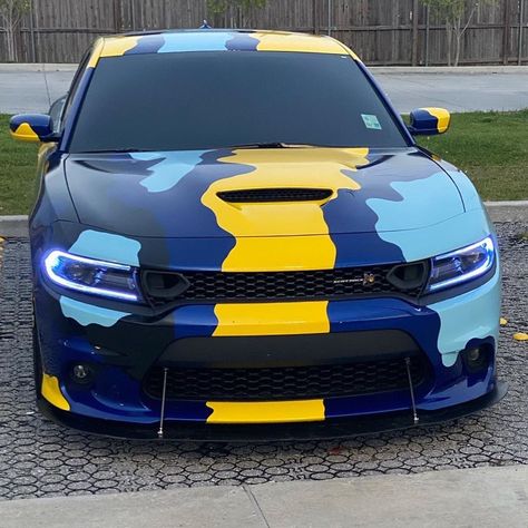 The #1 Dodge Charger Page🏆 on Instagram: “📸🏎: @392__que • www.ChargerKlub.com” Custom Dodge Charger, Dodge Scat Pack Charger, Dodge Charger Scat Pack, Dodge Charger Camo Wrap, Doge Charger Srt, Charger Srt, Top Luxury Cars, Dodge Muscle Cars, Lux Cars