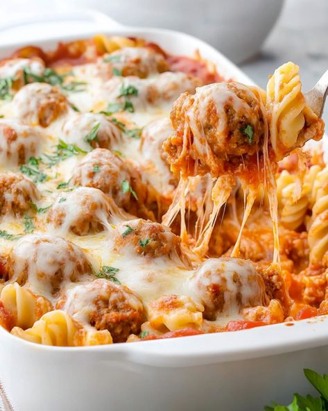 Dump And Bake Meatball Casserole, Meatballs And Cheese, Pasta Meatballs, Meatball Casserole Recipe, Chicken Enchilada Soup Recipes, Enchilada Soup Recipe, Dump And Bake, Savory Meatballs, Meatball Casserole