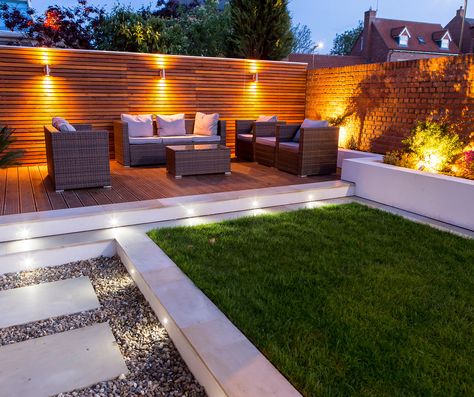 archiscape | GALLERY Contemporary garden design in York, England Contemporary Backyard Landscaping, Rectangular Garden Design, Bespoke Garden, Chic Backyard, Rectangular Garden, Contemporary Gardens, Contemporary Backyard, Modern Gardens, Back Garden Ideas