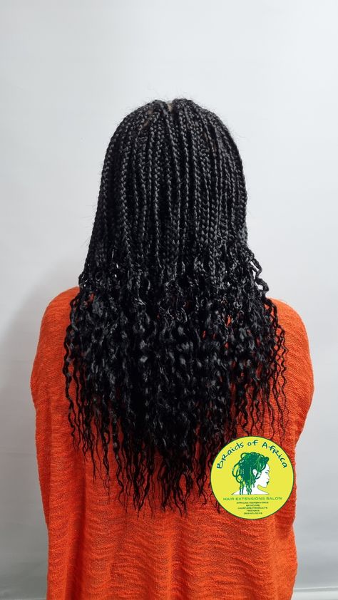 Single braids with hot water curls with Full head scalp coverage. (It's not a wig) #braidsofafrica💯 Water Curls Braids, Curls Pictures, Braided Curls, Water Curls, Expression Braids, Curls Braids, Curl Braids, Hair Extension Salon, Single Braids