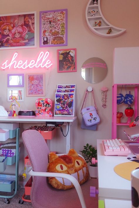 hi, i'm @sheselle, a small artist from california! this is my colorful 90s y2k inspired art studio :) watch the full redecorating process & final studio tour on youtube! Shipping Container Makeover, Y2k Office Decor, Aesthetic Art Studio, Y2k Aesthetic Art, Small Bedroom Design Ideas, 90s Room, Artist Desk, Youtube Setup, Y2k Office