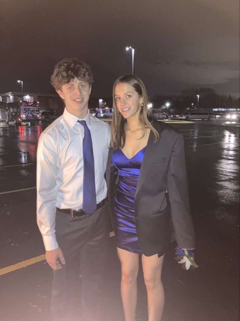 Men’s Hoco Outfits Blue, Guy Hoco Outfits, Hoco Guys Outfits, Guys Hoco Outfit, Hoco Couple Outfits, Trendy Homecoming Dresses, Hoco Dress Ideas, Homecoming Couples Outfits, Homecoming Couples