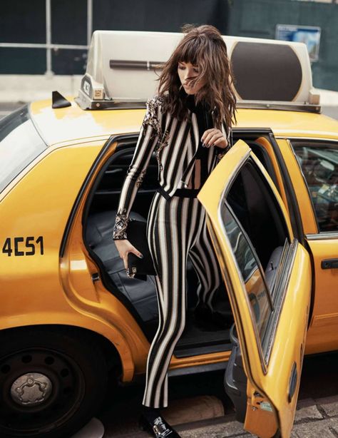 ELLE France August 2016 Grace Hartzel by Steven Pan | Fashion Editorials Grace Hartzel, New York Taxi, Manga Hair, Yellow Taxi, Nyc Girl, Fall Photoshoot, Fashion Images, City Style, Fashion Editorial