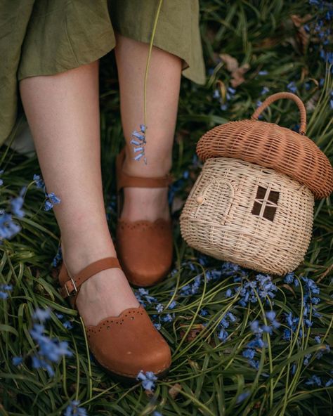 Cottagecore Footwear, Cottagecore Sandals, Cottage Core Shoes, Cottagecore Shoes, Country Wardrobe, Cottage Core Outfit, Whimsical Cottagecore, Mushroom Cottagecore, Indie Cottagecore