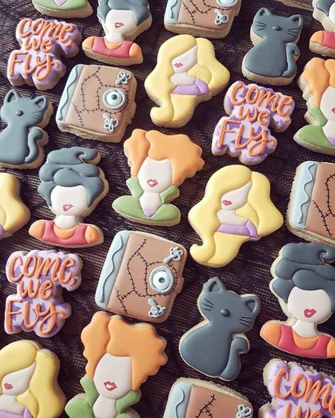 Scientific Sweets (@scientificsweets) • Instagram photos and videos Open Book Cookies Decorated, Sanderson Sister Cookies, Hocus Pocus Sugar Cookies, Hocus Pocus Cookies Decorated, Hocus Pocus Cookies, Halloween Hocus Pocus, Make Cookies, Sugar Cookie Designs, Halloween Goodies