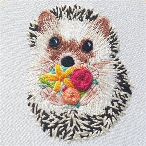 Hand Embroidery Pattern - Embroidery Pattern - Embroidery Brazilian Embroidery Stitches, Embroidery Hoop Art Diy, Crochet Lion, Crewel Embroidery Kits, Hand Embroidery Kit, Embroidery Patterns Vintage, Brazilian Embroidery, Thread Painting, Animal Embroidery