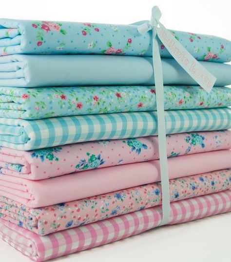 Vintage Sewing Rooms, Vintage Gingham, Fabric Clothes, Crafting Wire, Shabby Chic Fabric, Blue Florals, Polycotton Fabric, Fabric Inspiration, Sewing Rooms