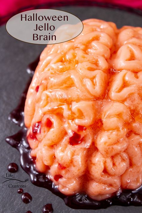 If you’re looking for creepy scary fun, my Halloween Jello Brain is perfect for your next Halloween party! All you need is a brain mold (and don’t worry if you don’t have one yet, I have a link for you later), and this easy to make edible brain recipe! Brain Jello Mold, Jello Brain, Savory Halloween Food, Brain Mold, Peach Jello, Halloween Jello, Jello Mold Recipes, Halloween Food Appetizers, Halloween Food Treats