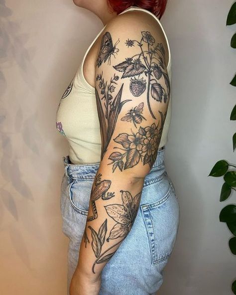 Theme Tattoo Sleeve Women, Healed Sleeve Tattoo, Nature Themed Sleeve Tattoo Patchwork, Botanical Floral Tattoo, Plant Patchwork Sleeve Tattoo, Botanical Sleeve Tattoos For Women, Plus Size Tattoo Sleeve, Patchwork Flower Sleeve Tattoo, Botanical Patchwork Sleeve Tattoo