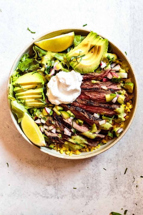 Paleo Carne Asada Bowl (Whole30, AIP-friendly) - Food By Mars Menstrual Food, Summer Meal Prep, Healing Bowls, Aip Meals, Bowls Recipes, Creamy Avocado Dressing, Scd Diet, Autoimmune Diet, Paleo Meals