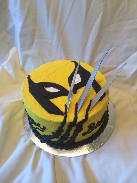 Wolverine claw blade birthday cake by Inphinity Designs Xmen Birthday Theme, X Men Cake, Wolverine Cake Ideas, Deadpool And Wolverine Cake, Birthday Cake Superhero, Deadpool Merch, Wolverine Cake, Superhero Theme Birthday Party, Deadpool Cake