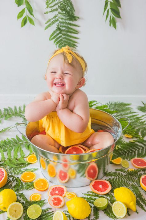 Tub Photography, Tub Photoshoot, Summer Baby Photos, Kids First Birthday, Baby Milk Bath, Theme Photography, Baby Boy Newborn Photography, Baby Milestones Pictures, Monthly Baby Pictures