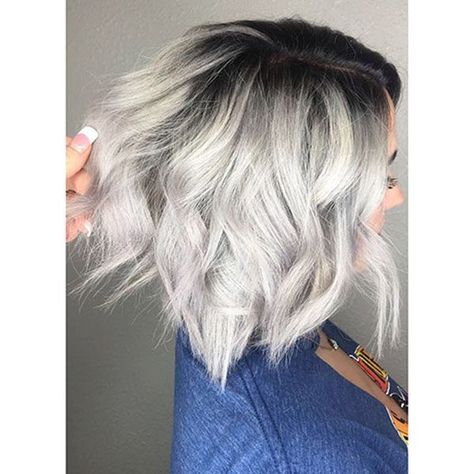 Short Hair With Dark Roots, Hair With Dark Roots, Blonde Hair With Roots, Blonde Short Hair, Going Blonde, Blonde Short, Dark Roots Blonde Hair, Short Hair Balayage, Platinum Blonde Hair