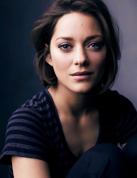 Marion Cotillard. Gorgeous. Just gorgeous. - Imgur Marion Cotillard Hair, Marion Cottillard, Marion Cotilard, Marion Cottilard, Celebrity Bobs, Marion Cotillard, French Actress, Elizabeth Taylor, Best Actress