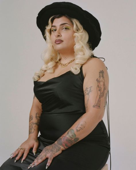 Big Girl Tattoos Plus Size, Her Wedding Rings, Full Arm Sleeve, Arm Sleeve Tattoos For Women, Chubby Fashion, Goth Look, Gold Teeth, Arm Sleeve Tattoos, Makeup Clothes