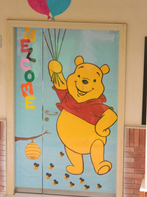 pooh bear door Winnie The Pooh Preschool Theme, Cartoon Classroom Theme, Winnie The Pooh Door Decorations, Winnie The Pooh Daycare Room, Winnie The Pooh Classroom Door, Winnie The Pooh Bulletin Board, Winnie The Pooh Classroom Theme, Winnie The Pooh Door, Pooh Bebe