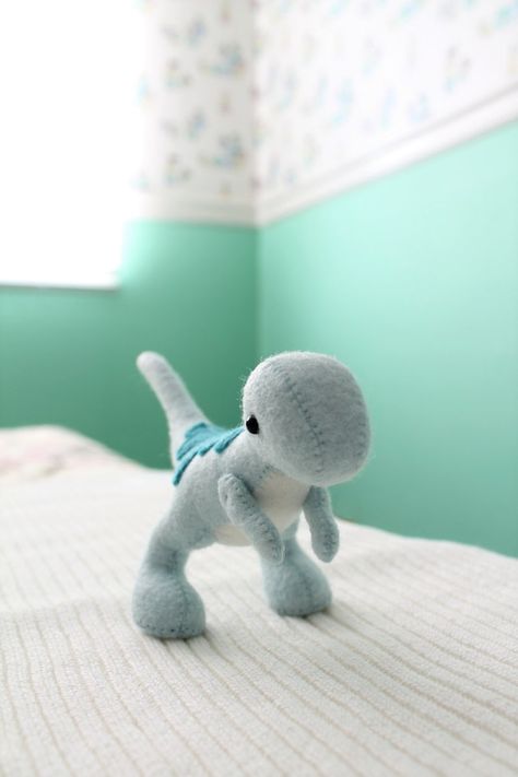 Dino Plush Pattern, Dinosaur Sewing Pattern, Felt Stuffed Animals, Plush Sewing Patterns, Felt Plush, Octopus Plush, Velociraptor Dinosaur, Tools List, Cute Sewing Projects