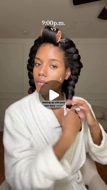 VoiceOfHair ®️ on Instagram: "⁣ Best hack to maintain body and curls😍⁣ ⁣ Love this tutorial by @shaniachristinad🔥She made this look too easy👏🏾 The results were perfectly tousled waves🙌🏾⁣ ⁣ Have you tried this?✨ #voiceofhair⁣ ⁣ #straightnatural #silkpress #heatlesscurls #rollerset #hairhack #hairtutorial ⁣" Diy Heatless Curls, Easy Heatless Curls, Hair Rollers Tutorial, Heatless Curls Tutorial, Curl Tutorial, Tousled Waves, Heatless Curls, Silk Press, Roller Set