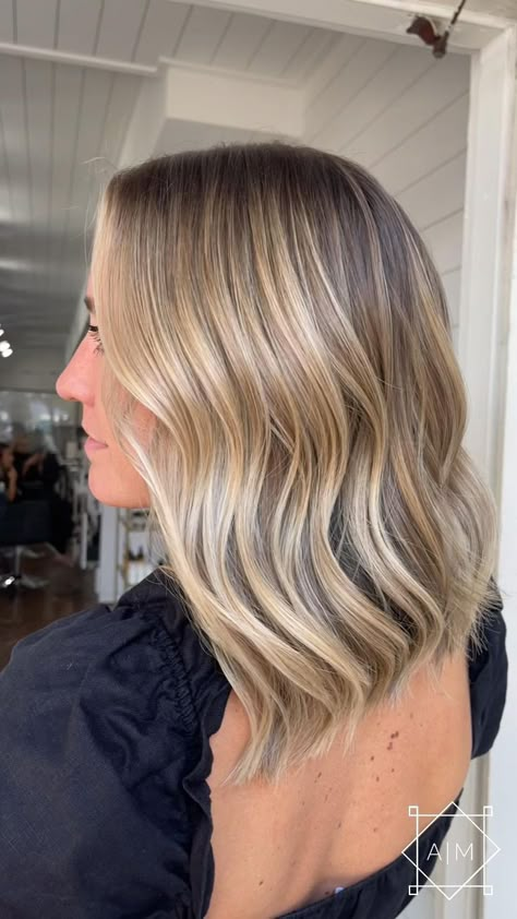 Highlights Short Hair Blonde, Short Hair Balayage Blonde, Highlights Balayage Blonde, Short Hair Blonde Highlights, Blonde Highlights Summer, Hair Balayage Blonde, Dirty Blonde Hair With Highlights, Blonde Highlights Short Hair, Short Hair Blonde