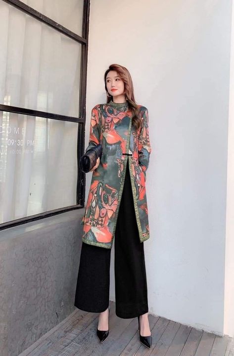 Blazer Batik Modern Hijab, Batik Dress Hijab, Kimono Modern Fashion, Tunik Batik Kerja Modern, Outer Batik Modern Hijab, Batik Fashion Modern Atasan, Model Baju Batik Modern Dresses, Outer Batik Long, Batik Fashion Modern Casual