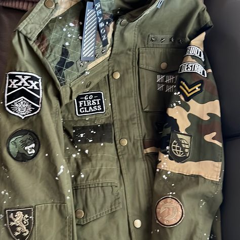 Brand New With Tags. Nice Urban Army Jacket By Reaction Field Jacket Outfit, Alternative Fashion Diy, Print Jacket Outfit, Zombie Aesthetic, Futuristic Grunge, Embellished Jackets, Army Clothing, Green Jacket Men, Army Outfit