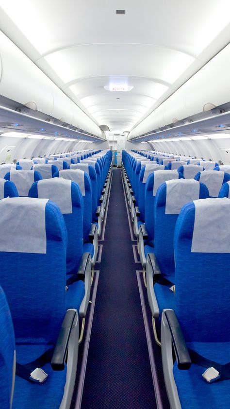 Flight attendant's secret will change the way you choose your seat via @AOL_Lifestyle Read more: https://www.aol.com/article/lifestyle/2017/10/23/how-to-get-the-best-seat-on-an-airplane-according-to-a-flight-attendant/23252724/ Flight Seat, Airplane Humor, Flight Logo, Plane Seats, Airplane Seats, Funny Situations, Plane Spotter, Airline Seats, Aviation Humor