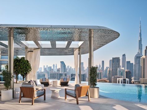 Best New Luxury Hotels Dubai: How the Lana and One&Only One Za'abeel Stack Up - Bloomberg Burj Khalifa Night, Burg Khalifa, Dubai Burj Khalifa, Dubai Night, 2023 Travel, Khalifa Dubai, Dubai Hotel, Skyline View, Hotel Management